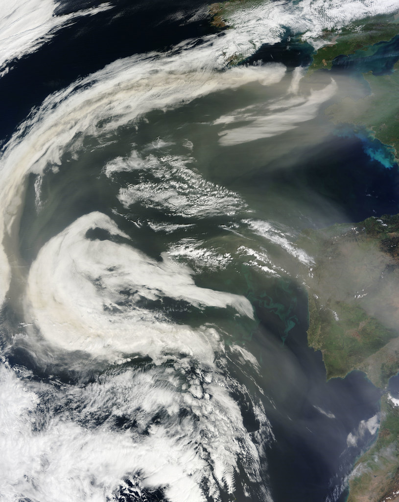 Saharan dust off western Europe